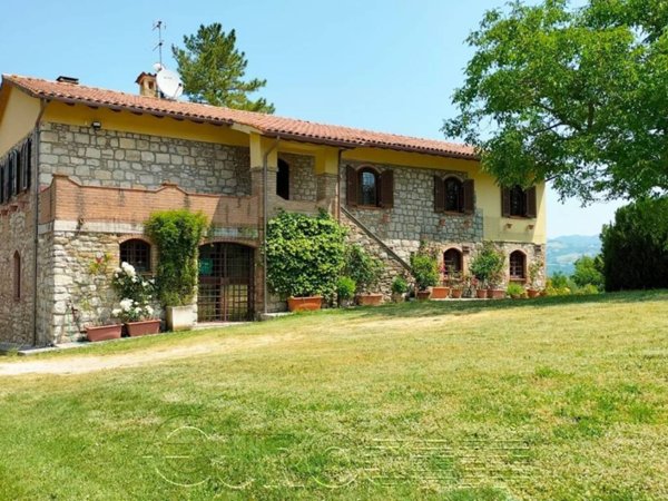 casa indipendente in vendita a Perugia