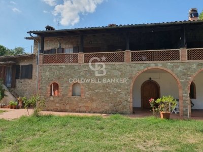 casa indipendente in vendita a Perugia in zona Centro Città