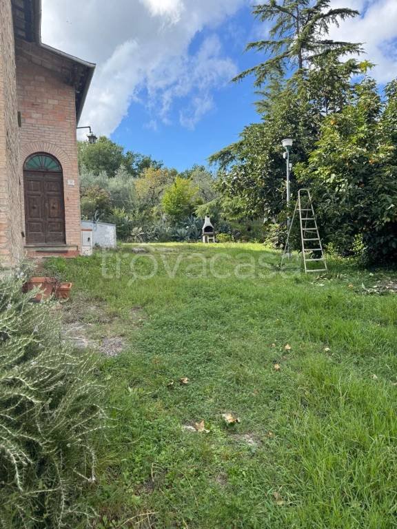 casa indipendente in vendita a Perugia in zona Montebello