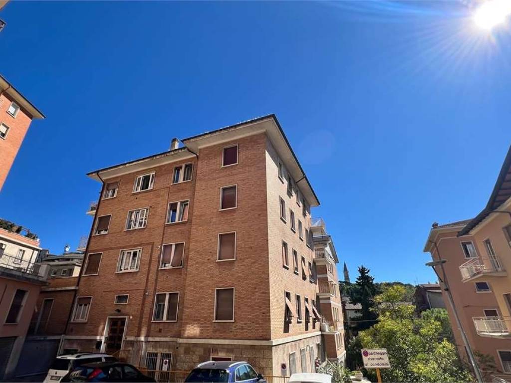 appartamento in vendita a Perugia in zona Elce