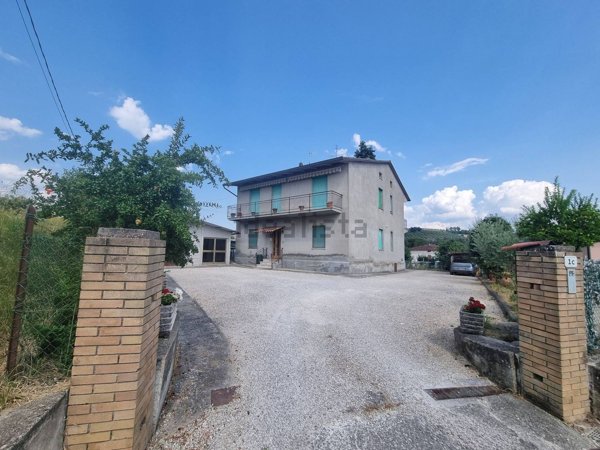 casa indipendente in vendita a Perugia in zona Colombella