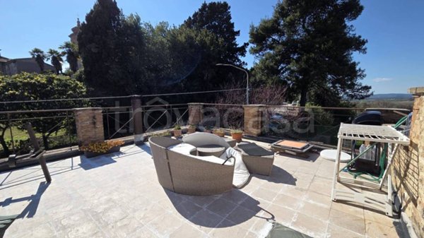 casa indipendente in vendita a Perugia in zona Sant'Enea