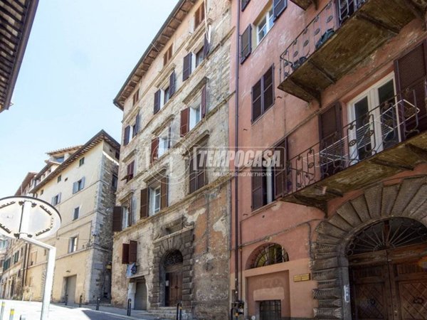 appartamento in vendita a Perugia in zona Centro Città