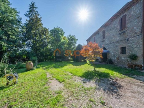 casa indipendente in vendita a Perugia