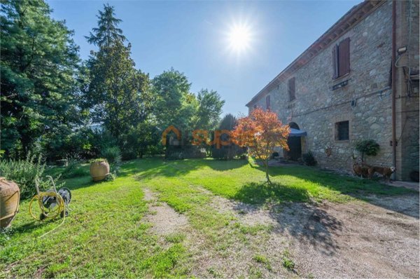 casa indipendente in vendita a Perugia