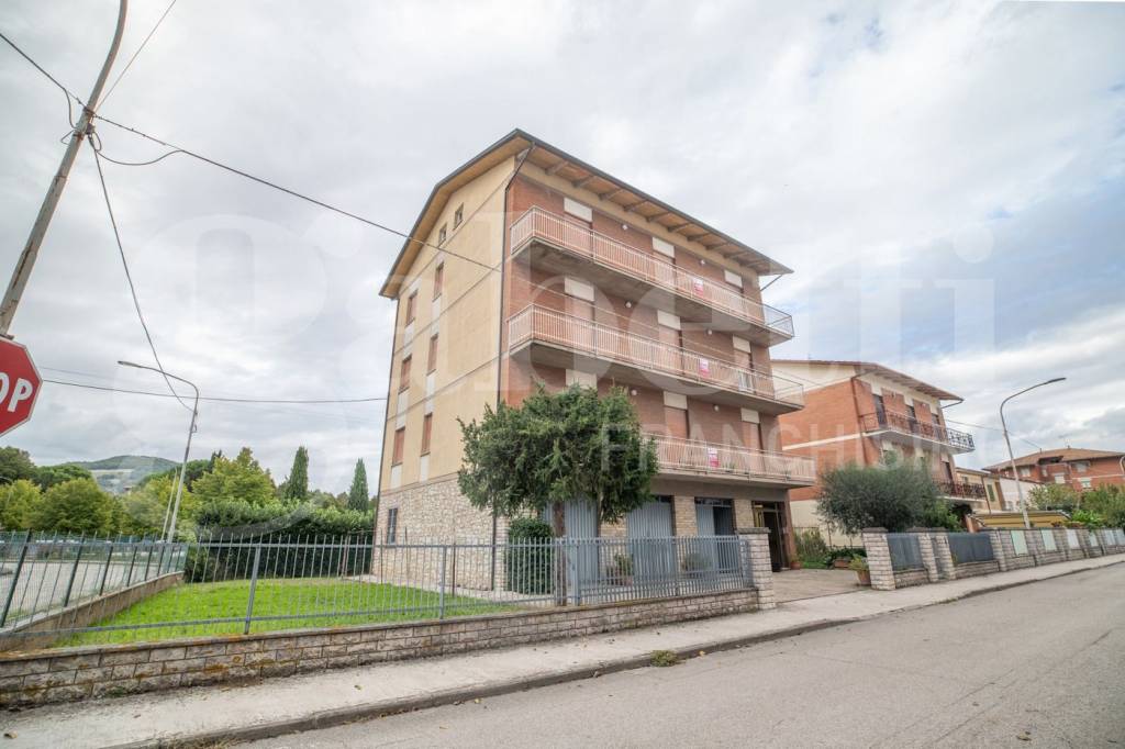 casa indipendente in vendita a Perugia in zona Ponte Pattoli