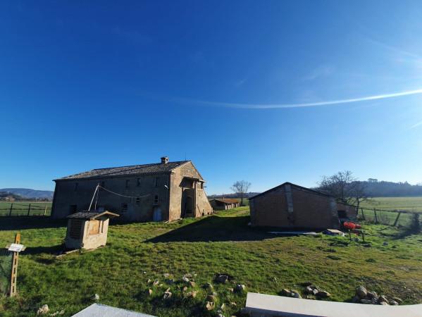 casa indipendente in vendita a Perugia in zona Mugnano