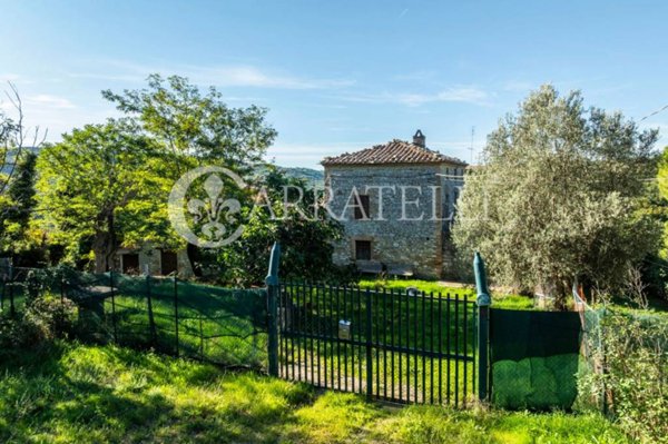 casa indipendente in vendita a Perugia in zona Centro Città