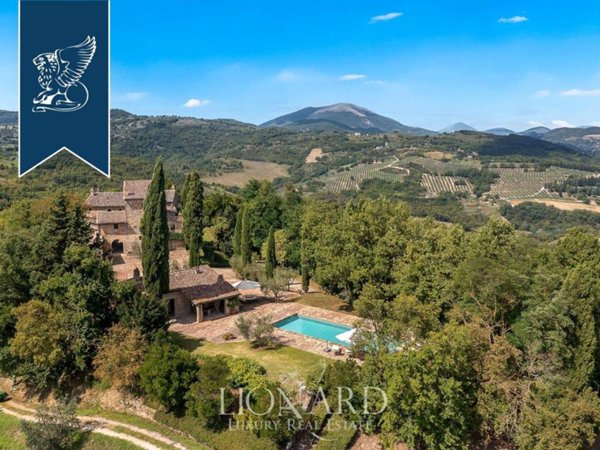 villa in vendita a Perugia in zona Colle Umberto I