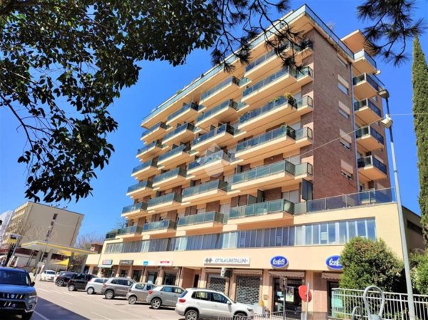 ufficio in vendita a Perugia in zona Ponte San Giovanni
