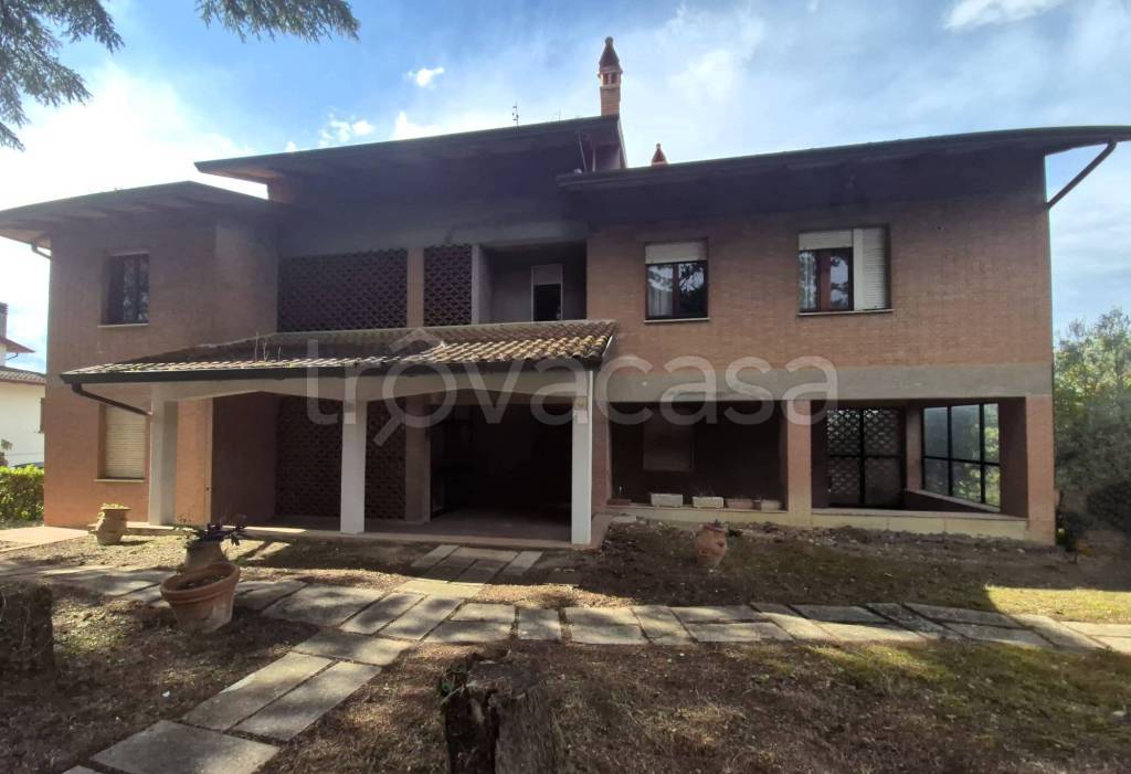 casa indipendente in vendita a Perugia in zona Montebello