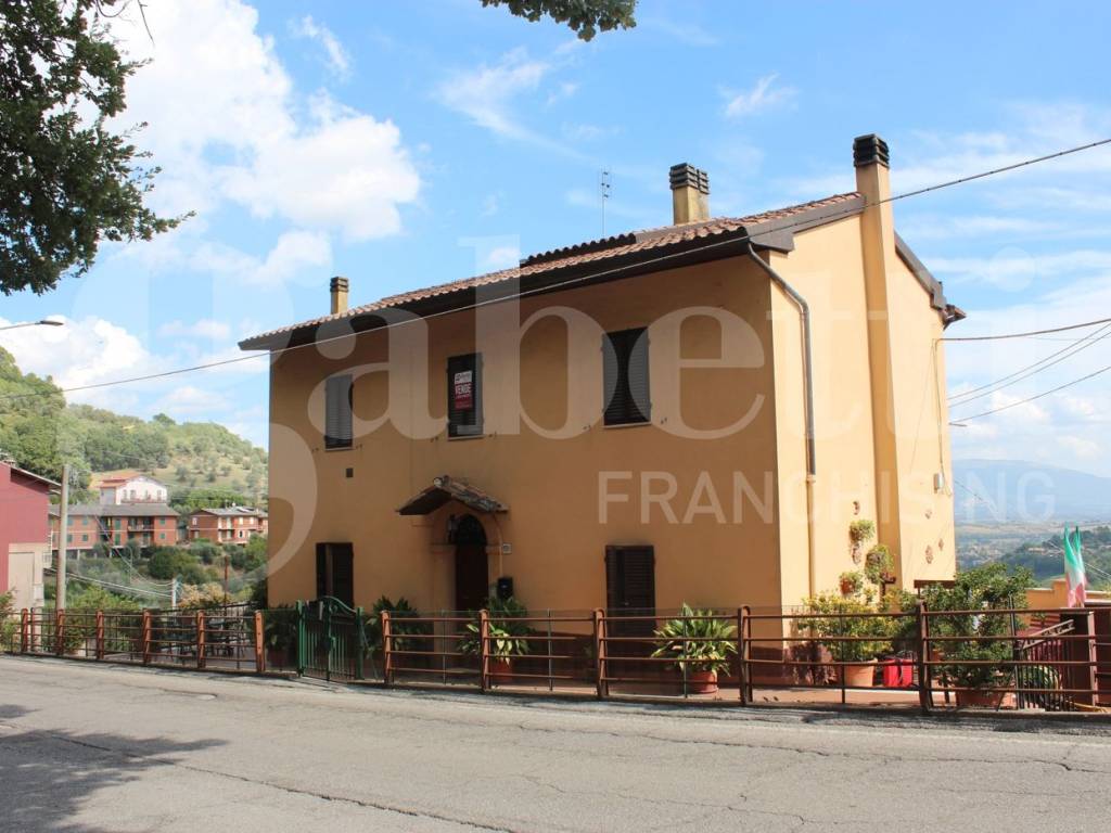 appartamento in vendita a Perugia in zona Casaglia