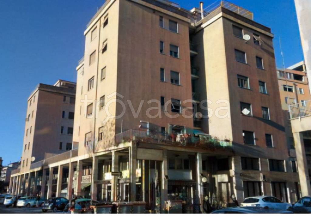 ufficio in vendita a Perugia in zona Stazione