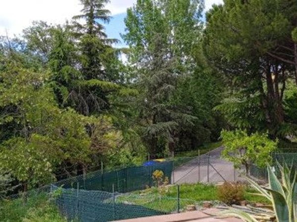 casa indipendente in vendita a Perugia in zona Montelaguardia