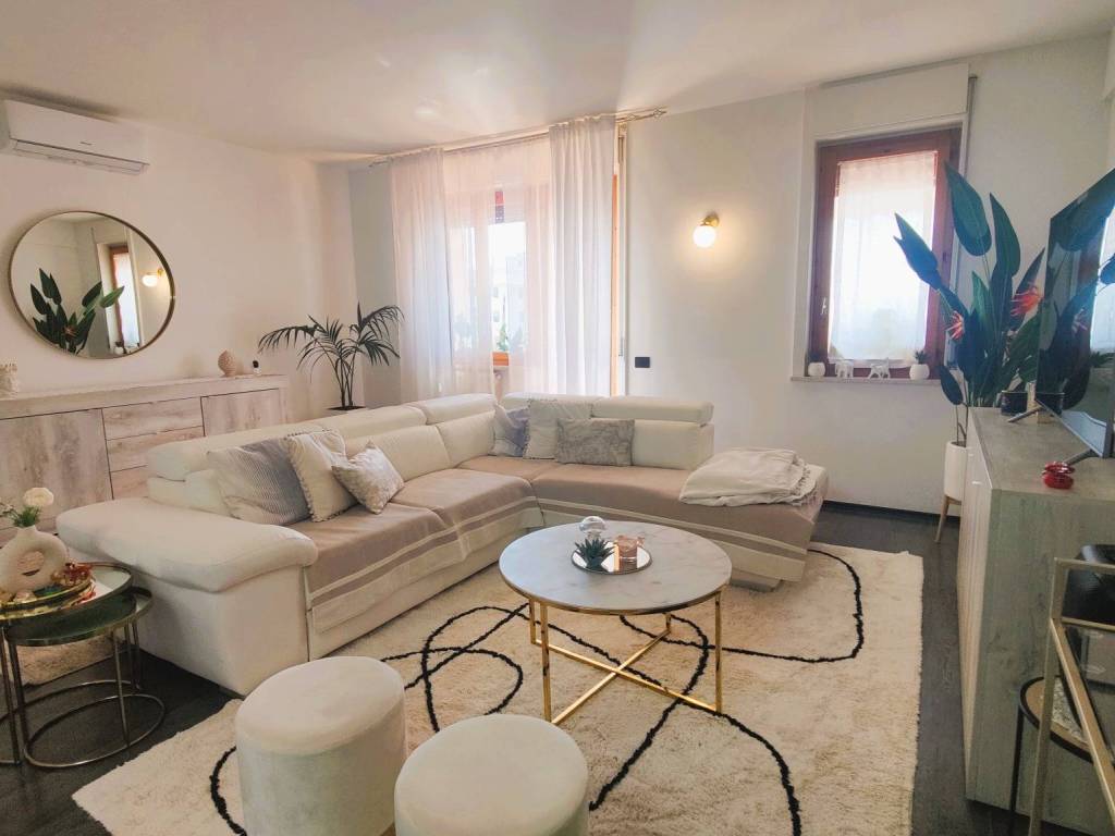 appartamento in vendita a Perugia in zona Montebello