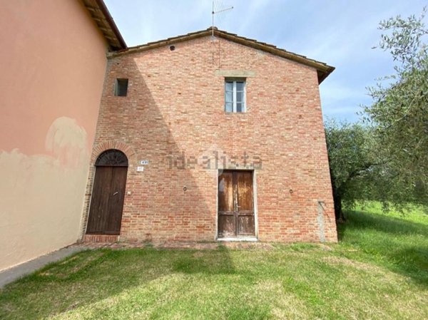 casa indipendente in vendita a Perugia