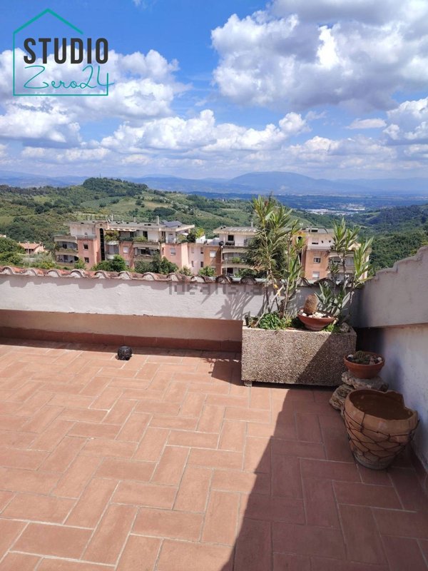 appartamento in vendita a Perugia in zona Montelaguardia