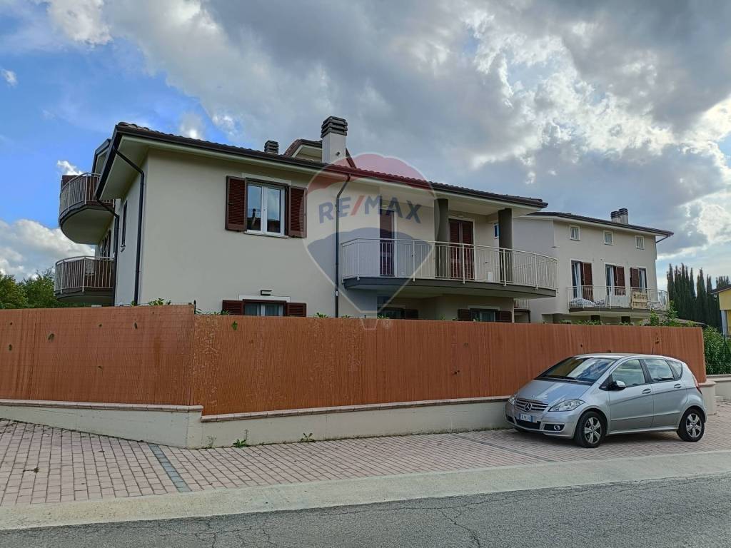 appartamento in vendita a Perugia in zona Pianello