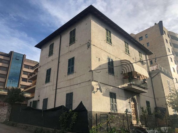 appartamento in vendita a Perugia in zona Centro Città