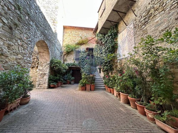 appartamento in vendita a Perugia in zona Mugnano