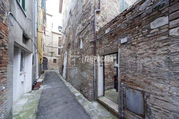 appartamento in vendita a Perugia in zona Centro Città