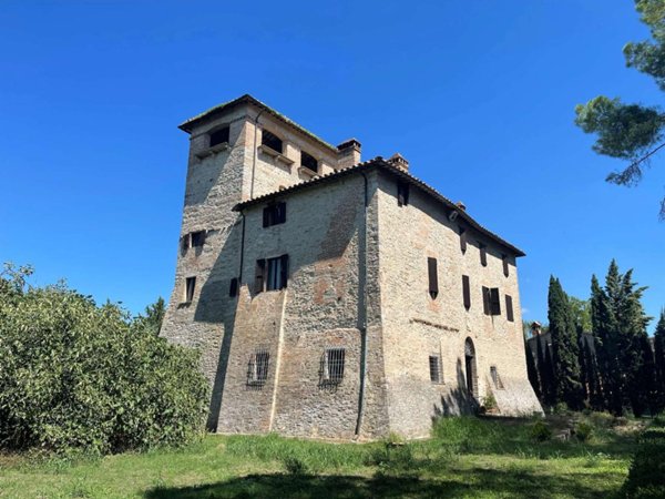casa indipendente in vendita a Perugia in zona Centro Città