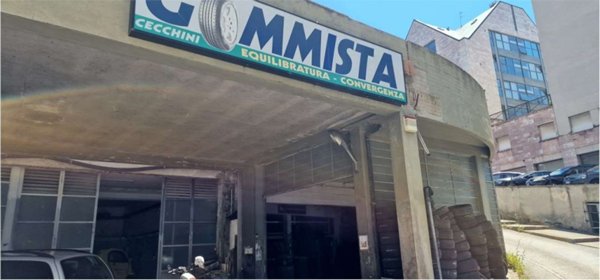 negozio in vendita a Perugia in zona Stazione