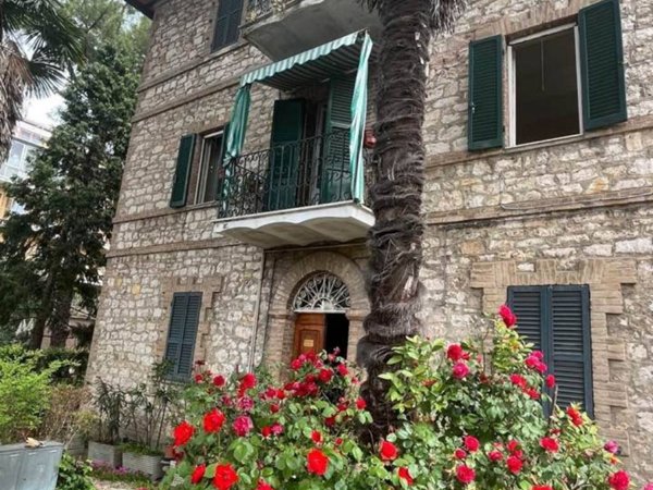 appartamento in vendita a Perugia in zona Stazione