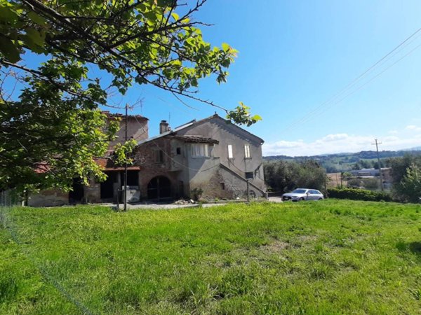 terreno agricolo in vendita a Perugia in zona Villa Pitignano