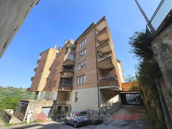 appartamento in vendita a Perugia in zona Monteluce