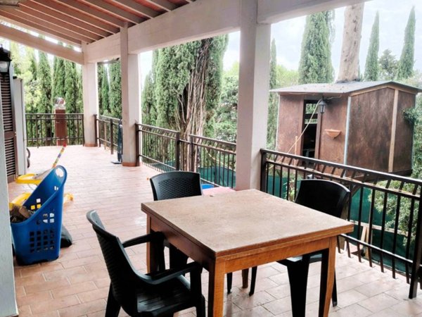 casa indipendente in vendita a Perugia in zona Ferro di Cavallo