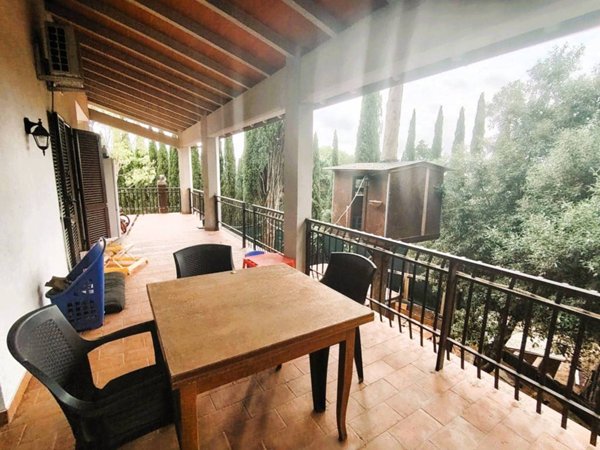 casa indipendente in vendita a Perugia in zona Santa Lucia