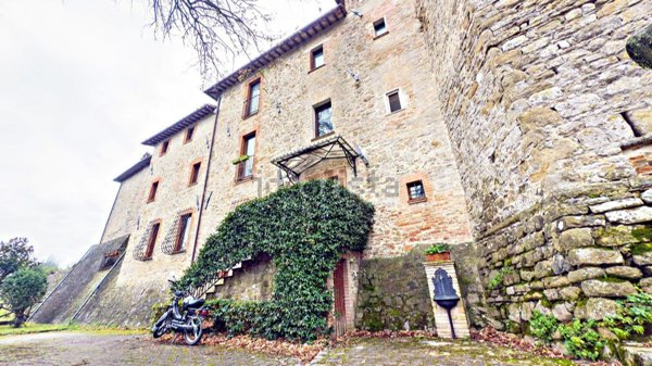 casa indipendente in vendita a Perugia in zona Villa Pitignano