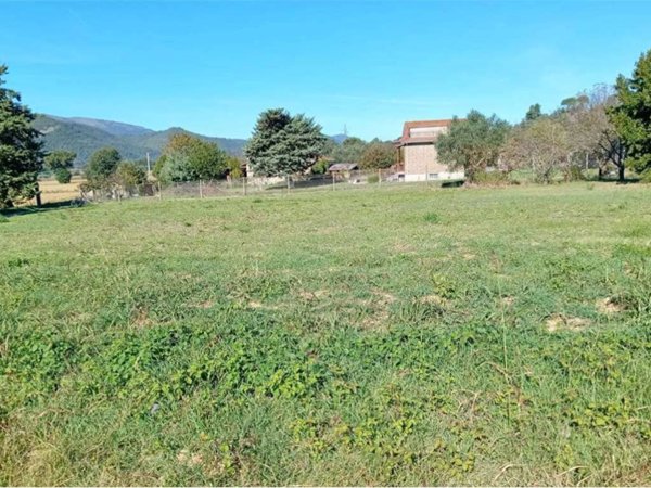 casa indipendente in vendita a Perugia in zona Montebello