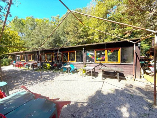 negozio in vendita a Perugia in zona Colle Umberto I