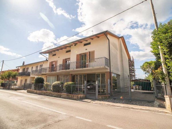 casa indipendente in vendita a Perugia in zona Casaglia