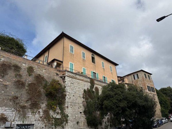 appartamento in vendita a Perugia in zona Elce