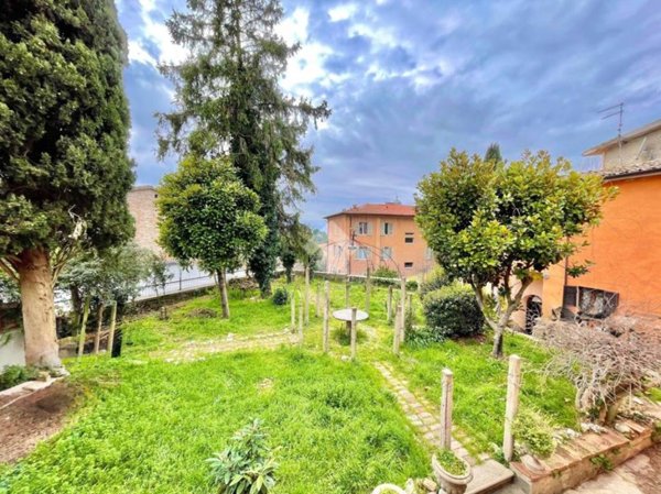 casa indipendente in vendita a Perugia in zona Elce