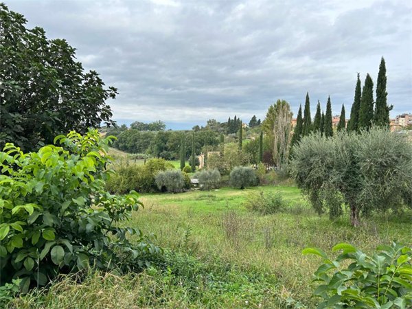terreno edificabile in vendita a Perugia in zona San Fortunato