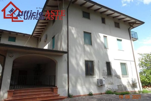 casa indipendente in vendita a Perugia in zona Sant'Enea