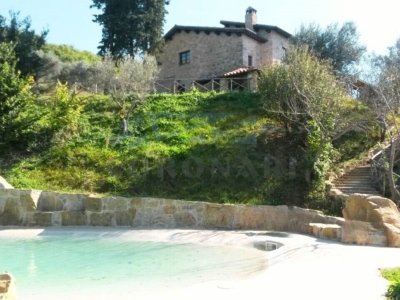 casa indipendente in vendita a Perugia in zona Colle Umberto I