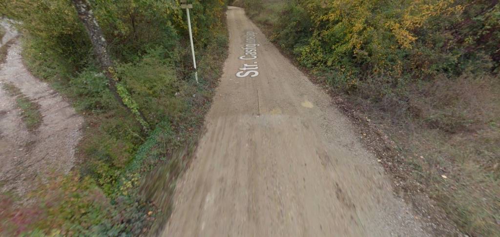 casa indipendente in vendita a Perugia in zona Parlesca