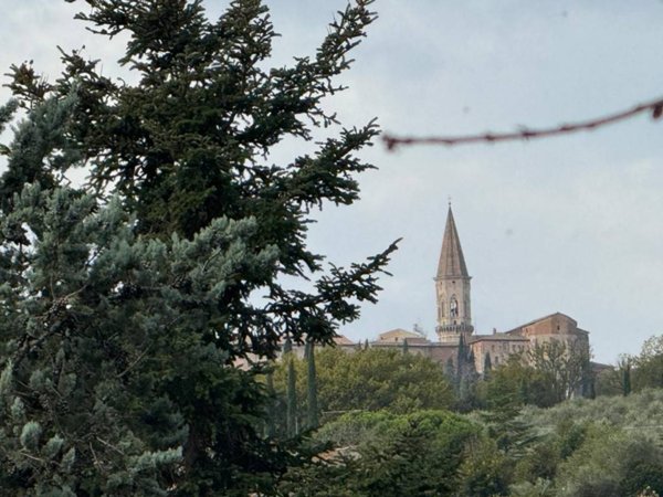 casa indipendente in vendita a Perugia in zona Collestrada