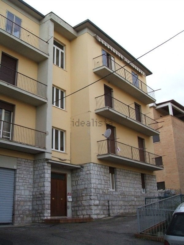 appartamento in vendita a Perugia in zona Ferro di Cavallo