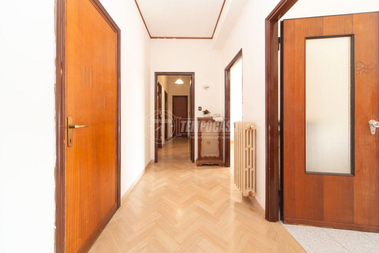 appartamento in vendita a Perugia in zona Ferro di Cavallo