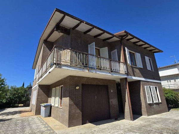 casa indipendente in vendita a Perugia in zona Colombella