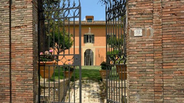 casa indipendente in vendita a Perugia in zona Montebello