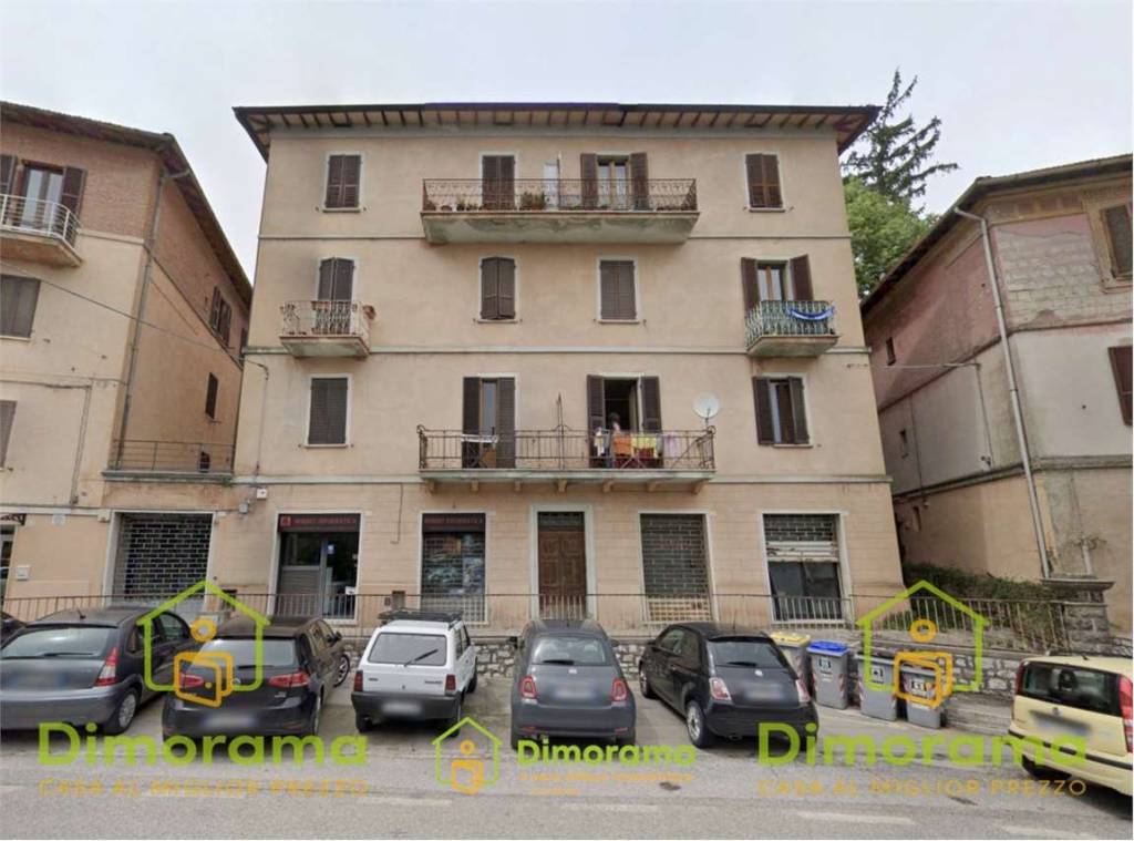 negozio in vendita a Perugia in zona Monteluce