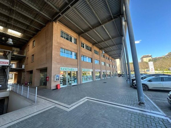ufficio in vendita a Perugia in zona San Sisto