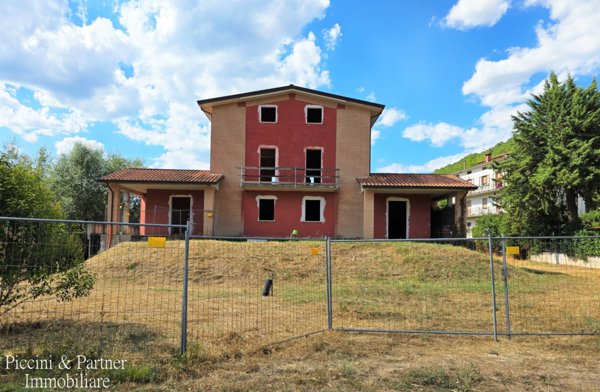 casa indipendente in vendita a Perugia in zona San Giovanni del Pantano